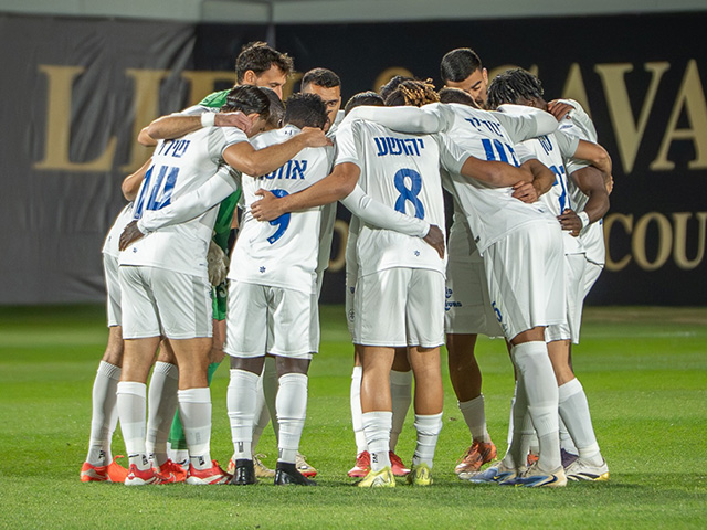 משחק קצוות. שחקני פתח תקווה (עמית ששה, מכבי פתח-תקוה)